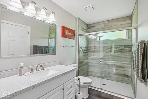 152 Derbyshire Drive Indianapolis IN 46229
