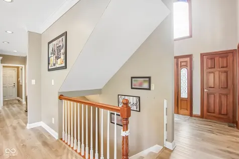 152 Derbyshire Drive Indianapolis IN 46229