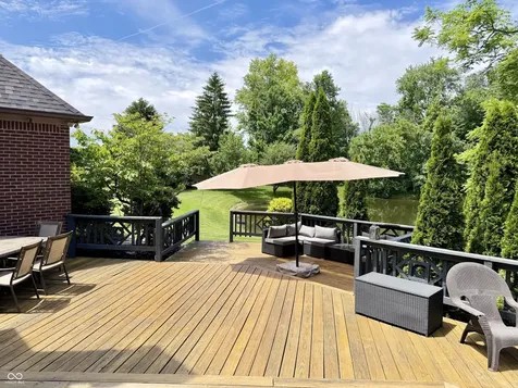 152 Derbyshire Drive Indianapolis IN 46229