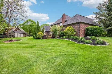 152 Derbyshire Drive Indianapolis IN 46229