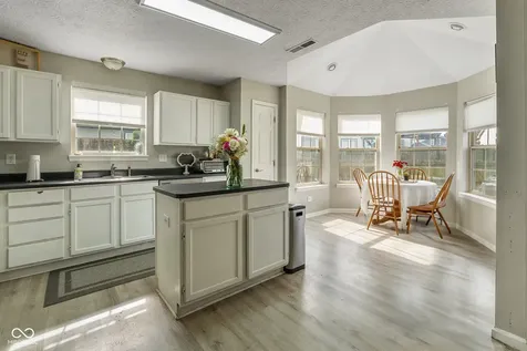 1259 Crisfield Circle Greenwood IN 46142
