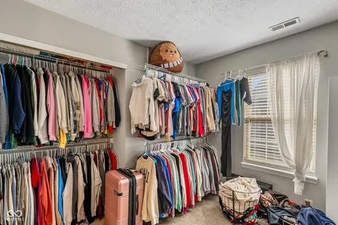 1259 Crisfield Circle Greenwood IN 46142