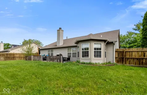 1259 Crisfield Circle Greenwood IN 46142