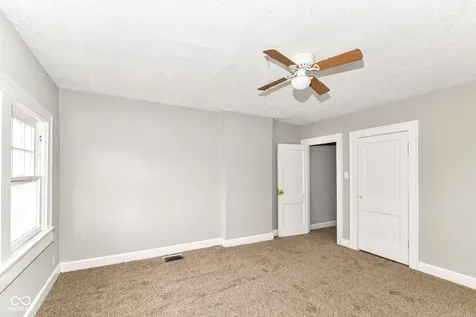 3041 Broadway Street Indianapolis IN 46205