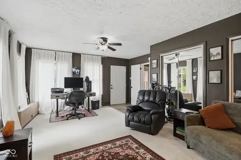129 N Sadlier Drive Indianapolis IN 46219