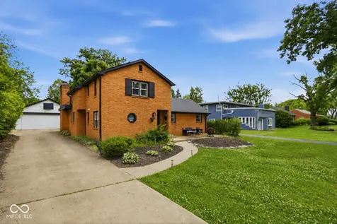 129 N Sadlier Drive Indianapolis IN 46219