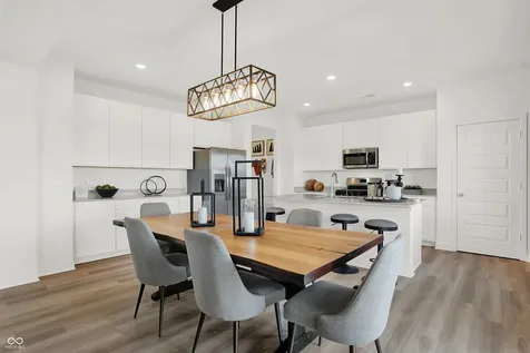 1860 W Addison Drive Greenfield IN 46140