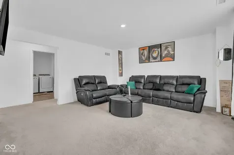8146 Wagman Street Indianapolis IN 46113