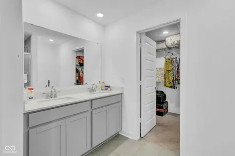 8146 Wagman Street Indianapolis IN 46113
