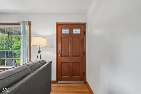 2817 E Southport Road Indianapolis IN 46227