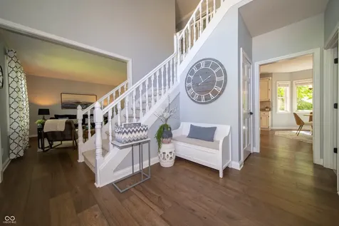 9011 Anchor Bay Drive Indianapolis IN 46236