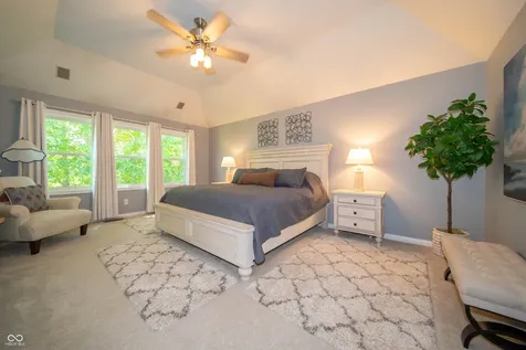 9011 Anchor Bay Drive Indianapolis IN 46236