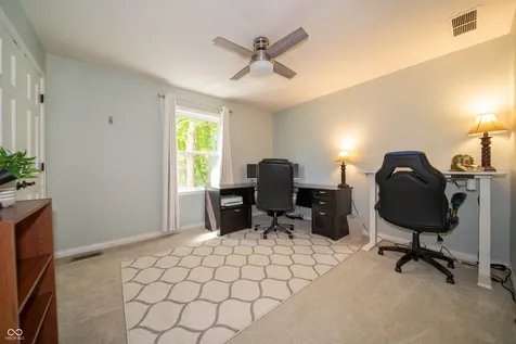 9011 Anchor Bay Drive Indianapolis IN 46236