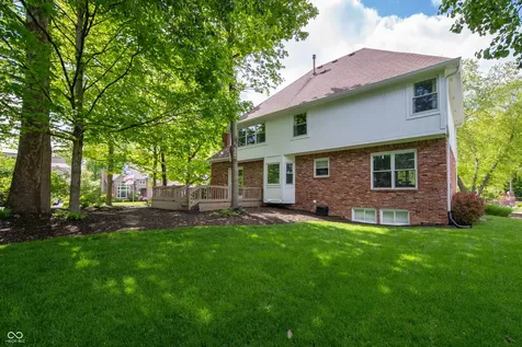 9011 Anchor Bay Drive Indianapolis IN 46236