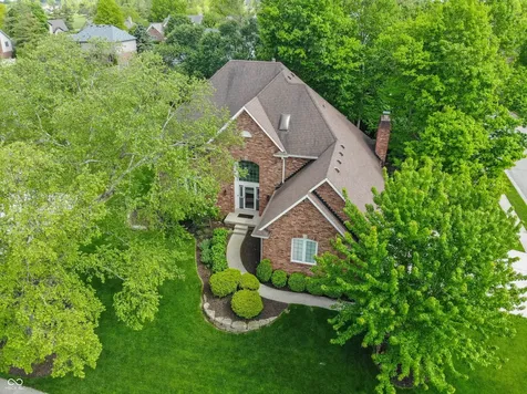 9011 Anchor Bay Drive Indianapolis IN 46236