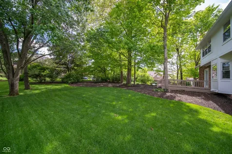 9011 Anchor Bay Drive Indianapolis IN 46236