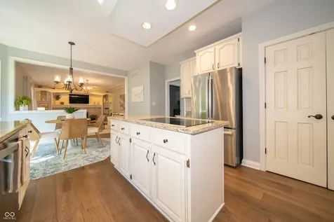 9011 Anchor Bay Drive Indianapolis IN 46236