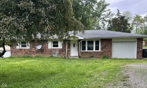 1720 E Lois Lane North Vernon IN 47265
