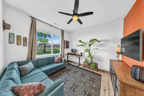1808 Rosette Way Indianapolis IN 46202