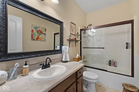 2494 Burgundy Way Plainfield IN 46168