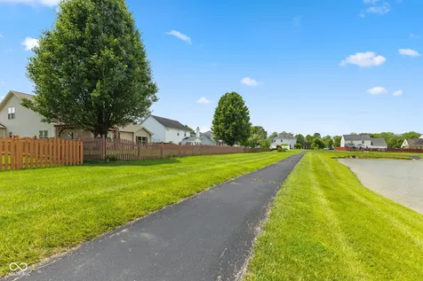 2494 Burgundy Way Plainfield IN 46168