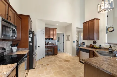 2494 Burgundy Way Plainfield IN 46168