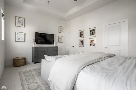 532 Steinbeck Place Carmel IN 46032
