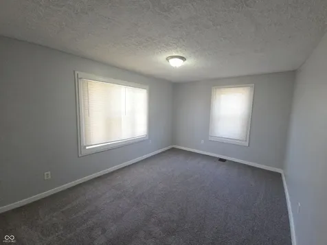 143 W 35th Street Indianapolis IN 46208