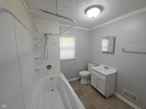 143 W 35th Street Indianapolis IN 46208