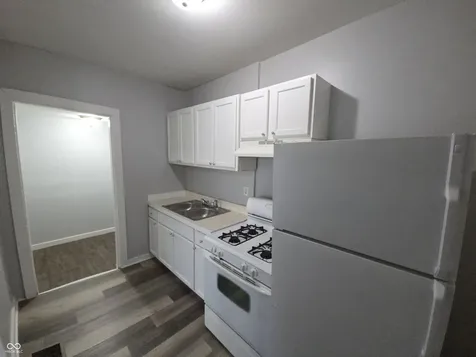 143 W 35th Street Indianapolis IN 46208
