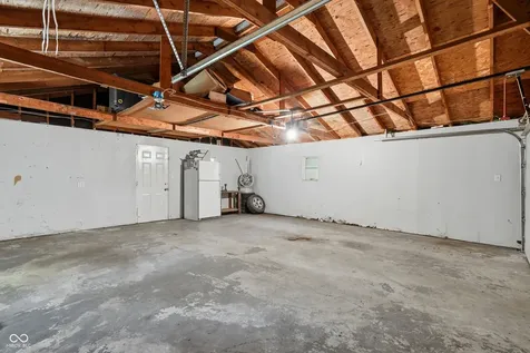2520 W 60th Street Indianapolis IN 46228