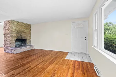 6838 Hague Road Indianapolis IN 46256