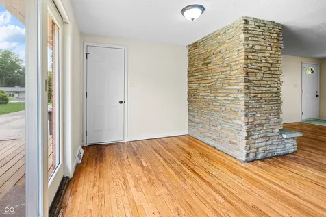 6838 Hague Road Indianapolis IN 46256
