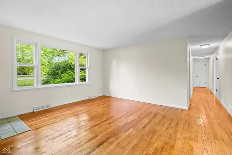 6838 Hague Road Indianapolis IN 46256