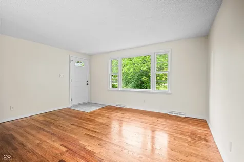 6838 Hague Road Indianapolis IN 46256