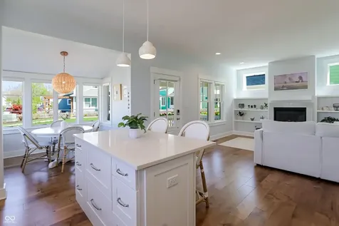 10472 Lower Garden Way Zionsville IN 46077