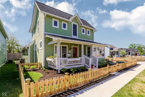 10472 Lower Garden Way Zionsville IN 46077