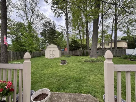 1525 South Drive Columbus IN 47201