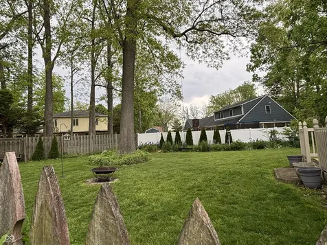 1525 South Drive Columbus IN 47201