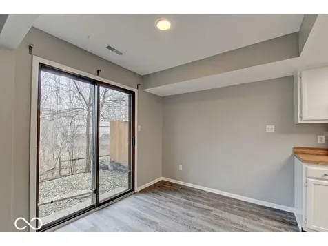 7976 Valley Farms Court Indianapolis IN 46214