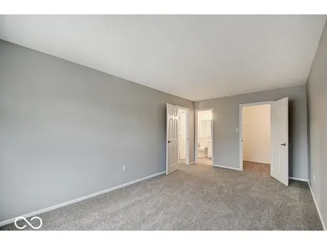 7976 Valley Farms Court Indianapolis IN 46214
