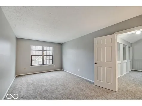 7976 Valley Farms Court Indianapolis IN 46214