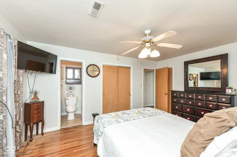 4930 E 78th Street Indianapolis IN 46250