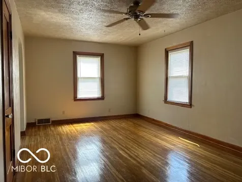220 E 34th Street Anderson IN 46013