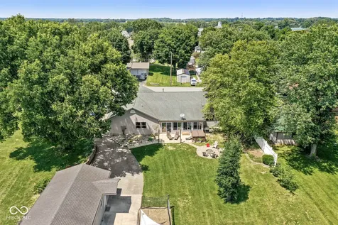 239 Bloomington Pike Morgantown IN 46160
