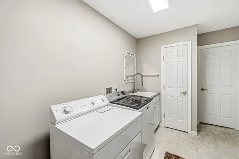 239 Bloomington Pike Morgantown IN 46160