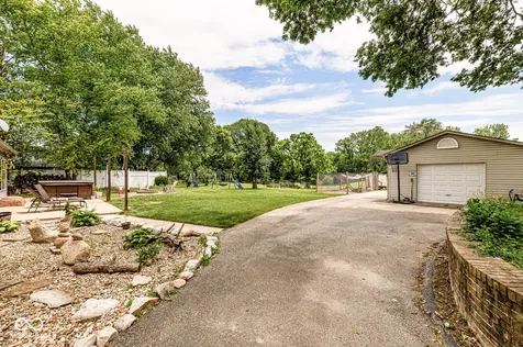 239 Bloomington Pike Morgantown IN 46160