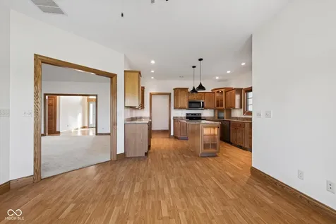 675 N Auburn Ridge Drive Linton IN 47441