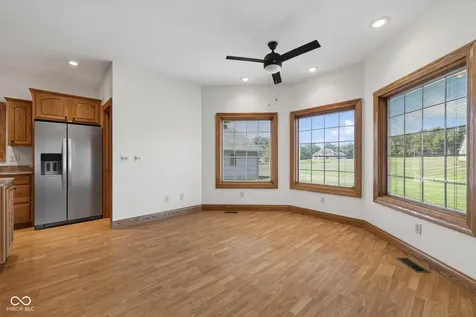 675 N Auburn Ridge Drive Linton IN 47441