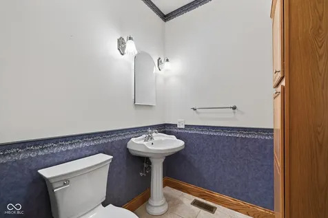 675 N Auburn Ridge Drive Linton IN 47441